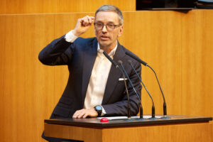 FPÖ podnosi zahtev za izglasavanje nepoverenja