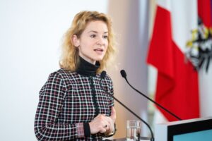 Poziv na ostavku socijaldemokratske ministarke