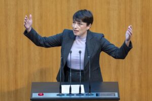 Zeleni traže ukidanje tajnog dogovora o platama