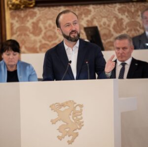 Lercher oštro napada Kornhäusl-a